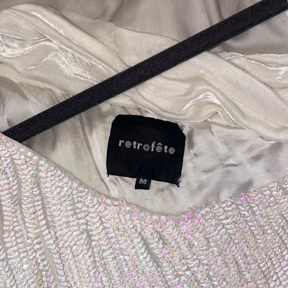 Retrofête Ella One-Shoulder Sequin Dress. White. Size M. True to size. Worn once - Picture 11 of 11